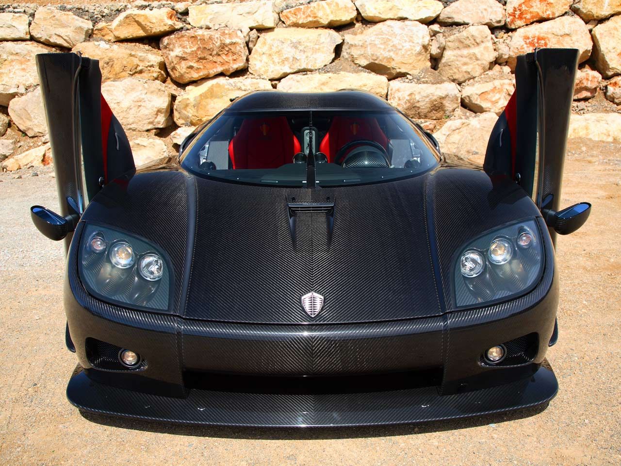 Carbon Fiber Composites: properties | manufacturing methods | pros and cons