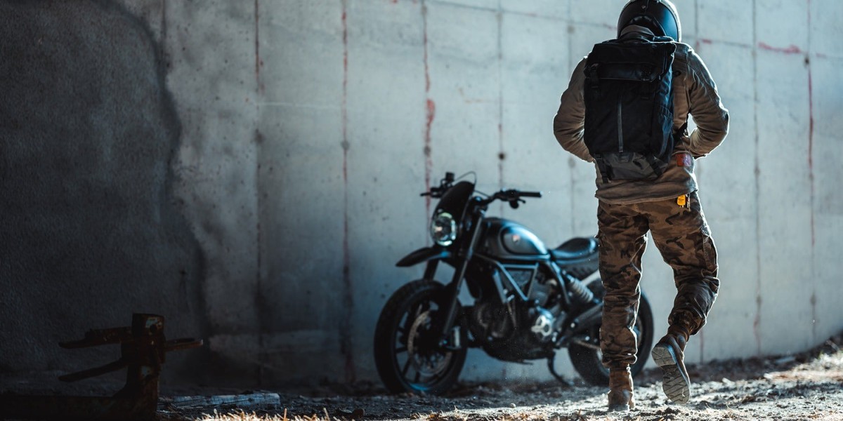 Case for Camera: Protect Your Gear with Reliable Bags and Accessories